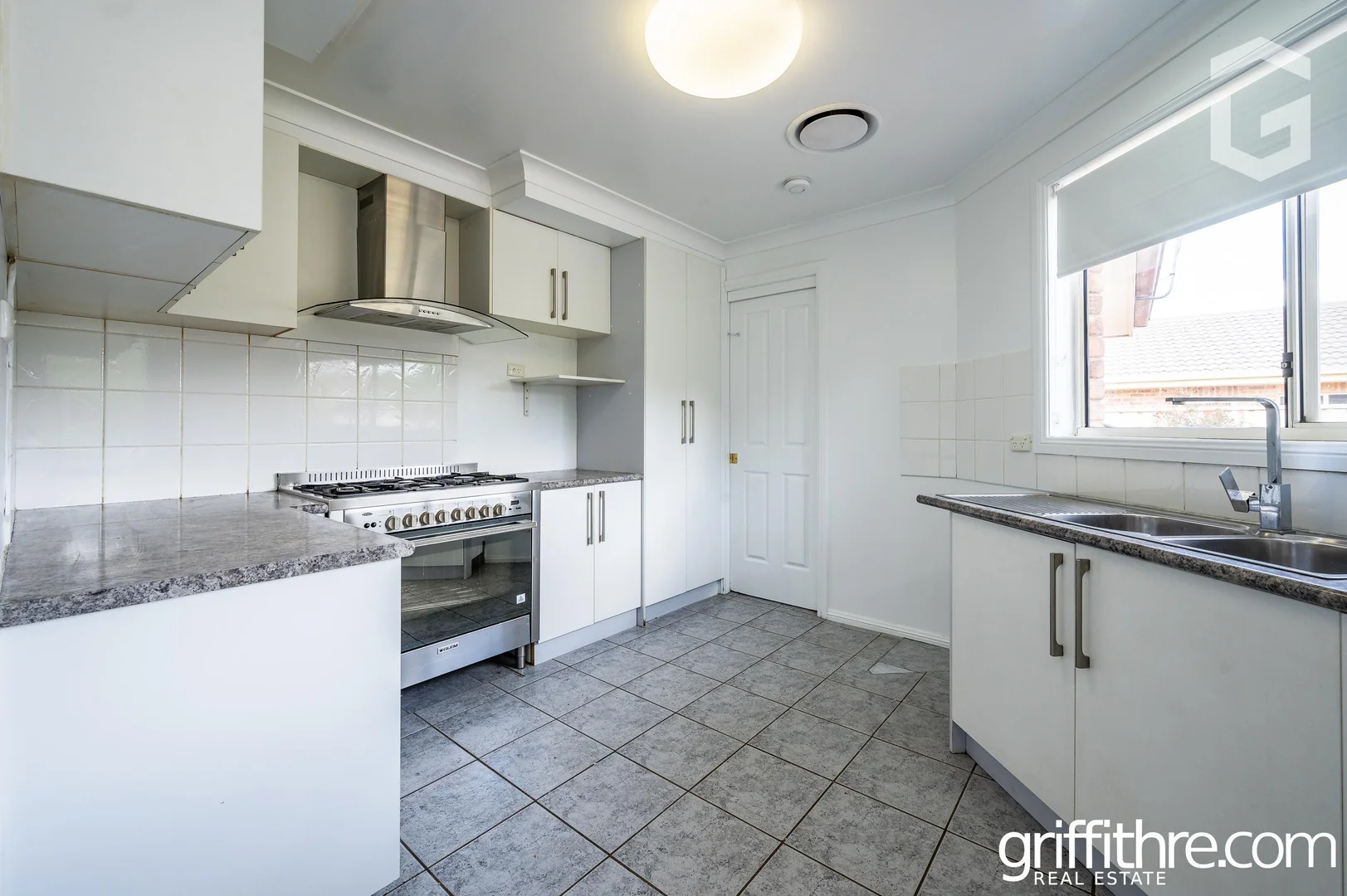Additional image 17 of 2 Kerarbury Court, Griffith NSW 2680