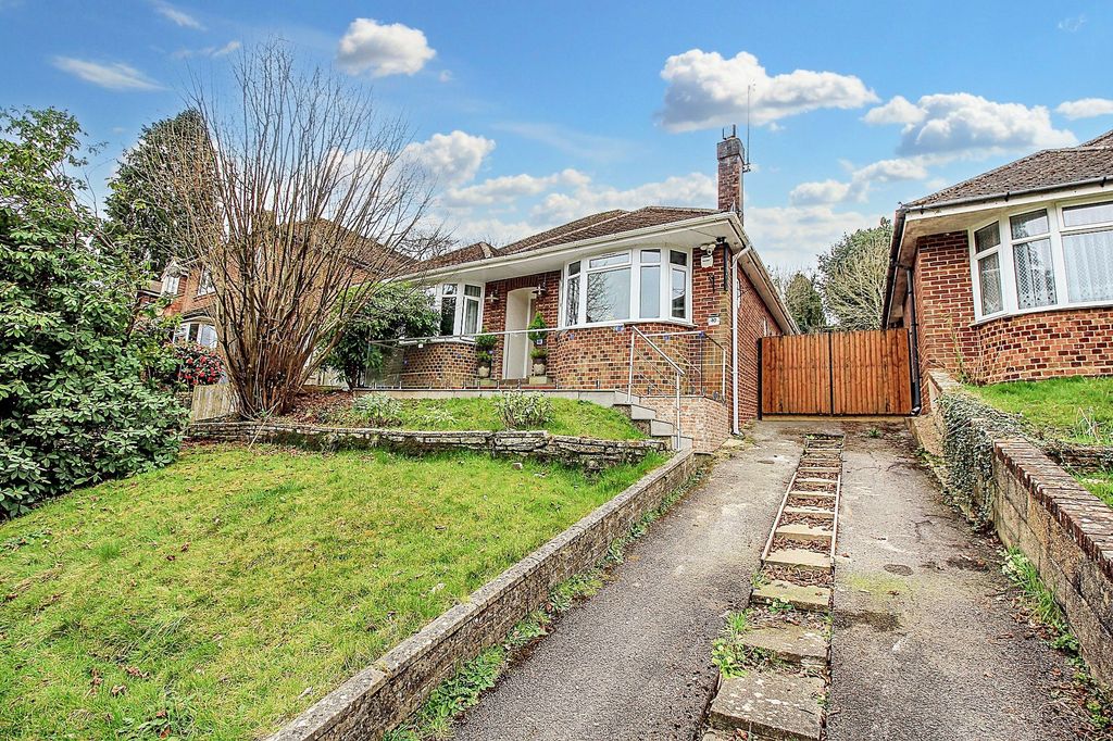 Additional image 7 of 4 bed detached bungalow for saleDell Road, Bitterne Park SO18
