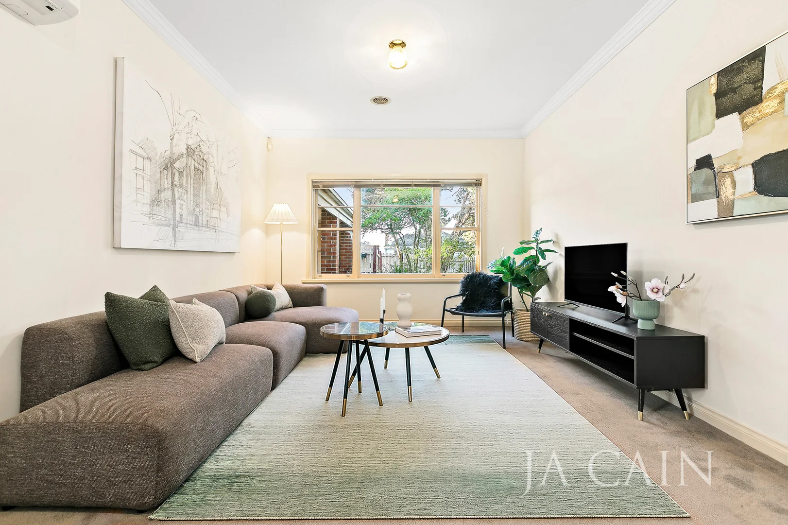 Additional image 3 of 1/4 Douglas Street, Ashwood VIC 3147