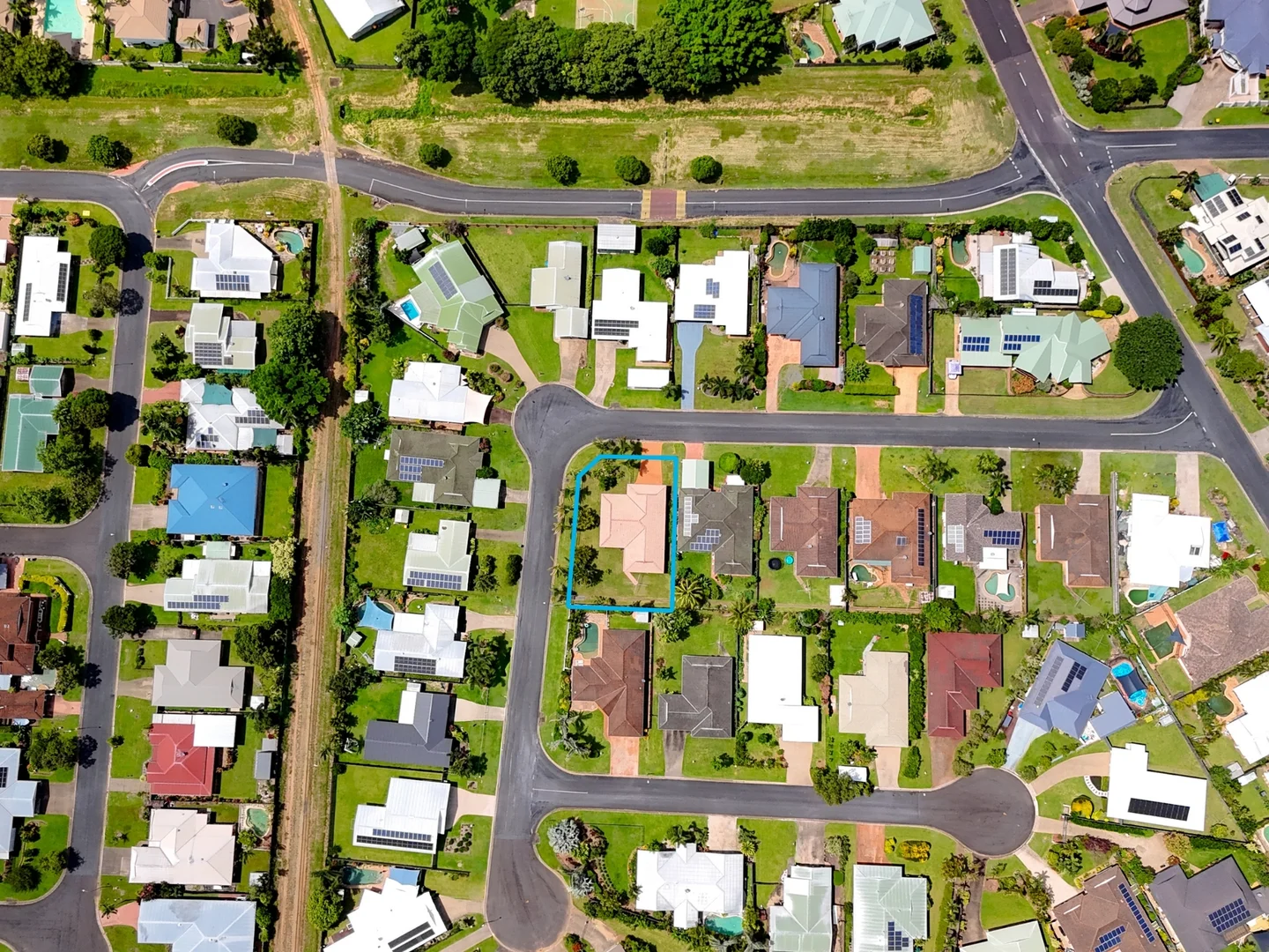 Additional image 38 of 7 Grimes Close, Kanimbla QLD 4870