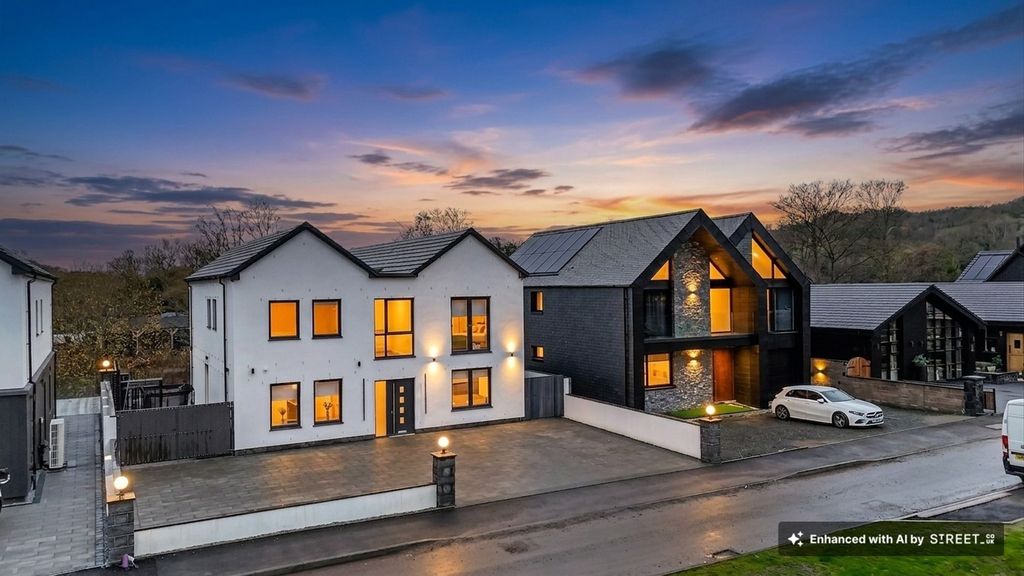 4 bed detached house for saleClyde Grove, Crossford ML8