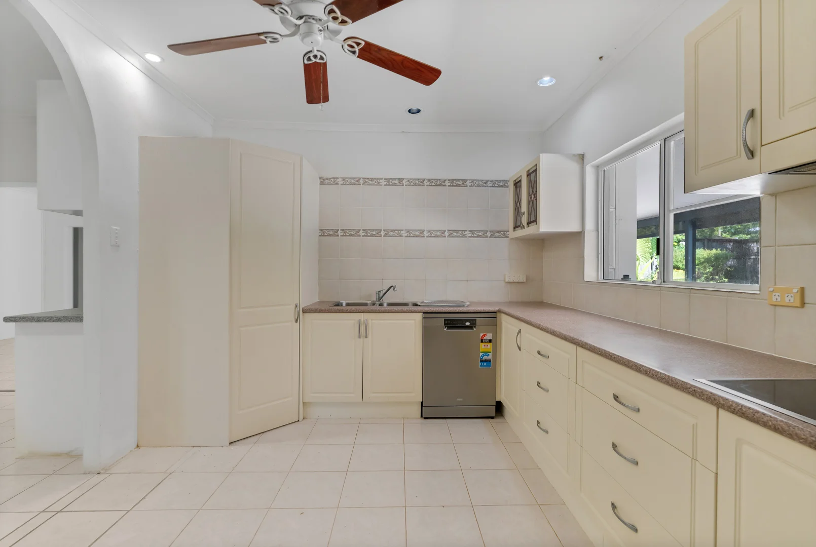 Additional image 7 of 48 Endeavour Road, Clifton Beach QLD 4879