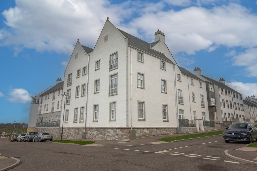 2 bed flat for saleLandale Court, Chapelton, Stonehaven AB39