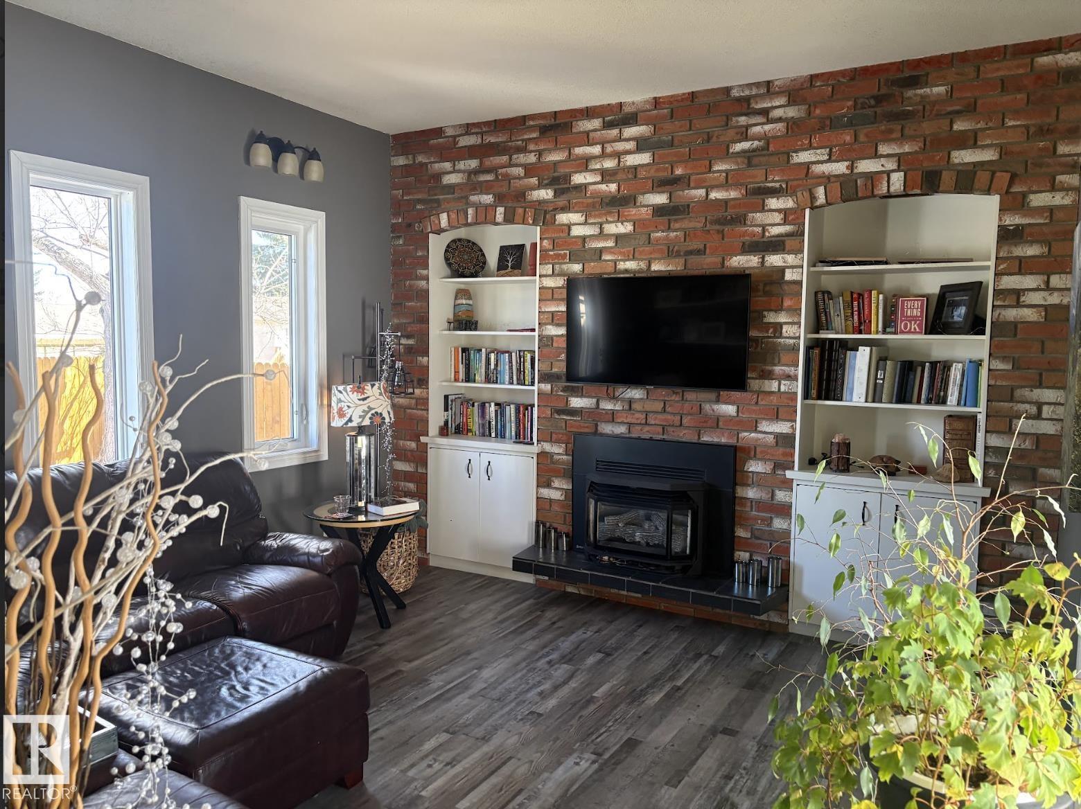 Additional image 5 of 4209 63 Street, Camrose, AB, T4V2W3