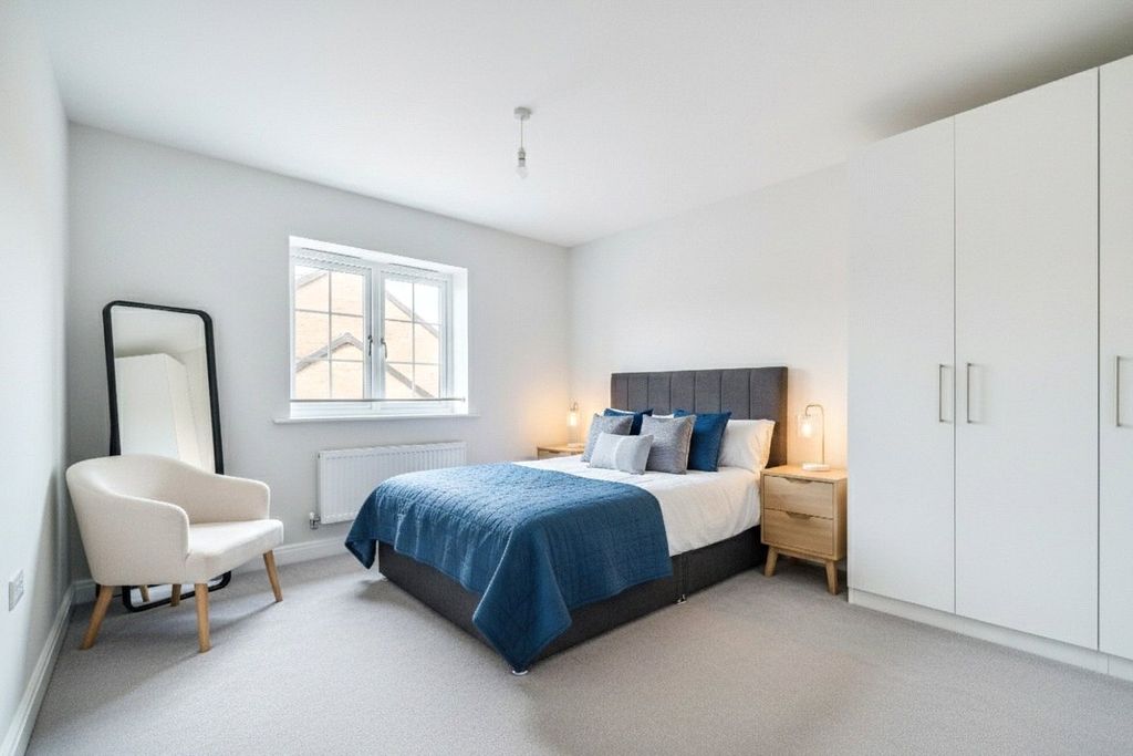 Additional image 14 of 4 bed detached house for saleShepherds Ridge, Mortimer Common, Reading, Berkshire RG7