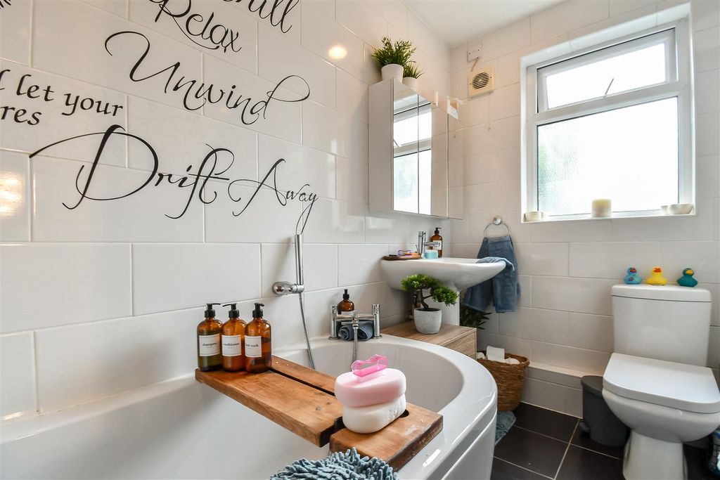 Additional image 8 of 3 bed semi-detached house for saleColcot Road, Barry CF62