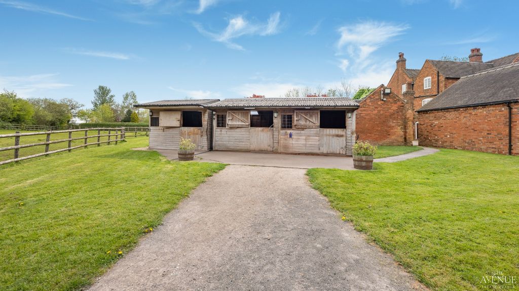 Additional image 49 of 7 bed farm for saleCurborough Grange, Lichfield. WS13