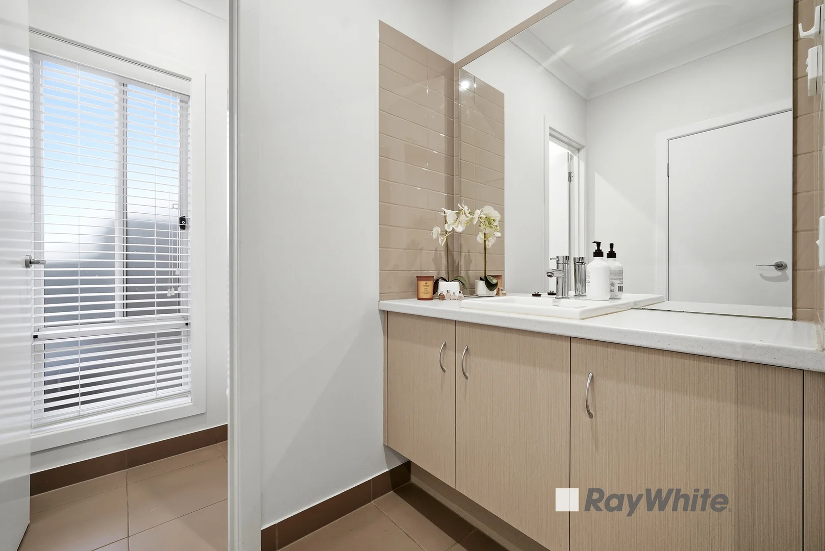 Additional image 20 of 82 Montbrae Circuit, Narre Warren North VIC 3804