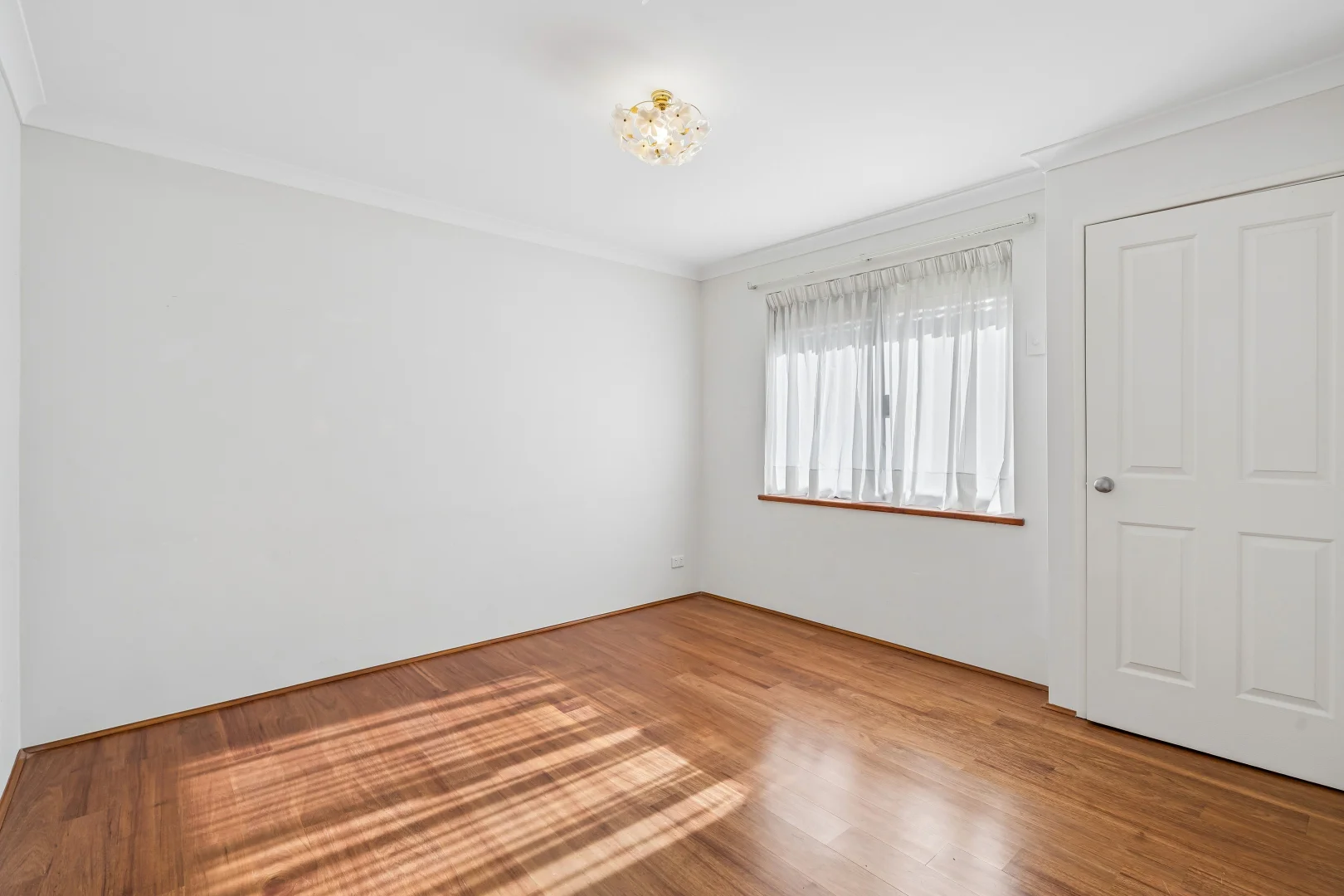 Additional image 23 of 30 Claridge Circle, Thornlie WA 6108