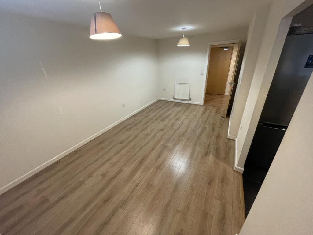 Shropshire Way, West Bromwich, West Midlands, B71 photo 3
