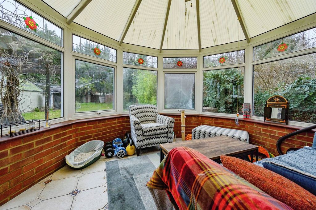 Additional image 15 of 4 bed detached house for saleMarston Gardens, Luton LU2