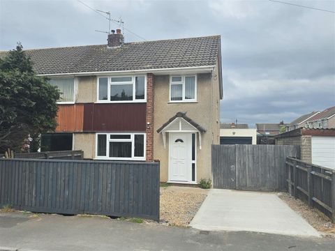 Westcourt Drive, North Common BS30