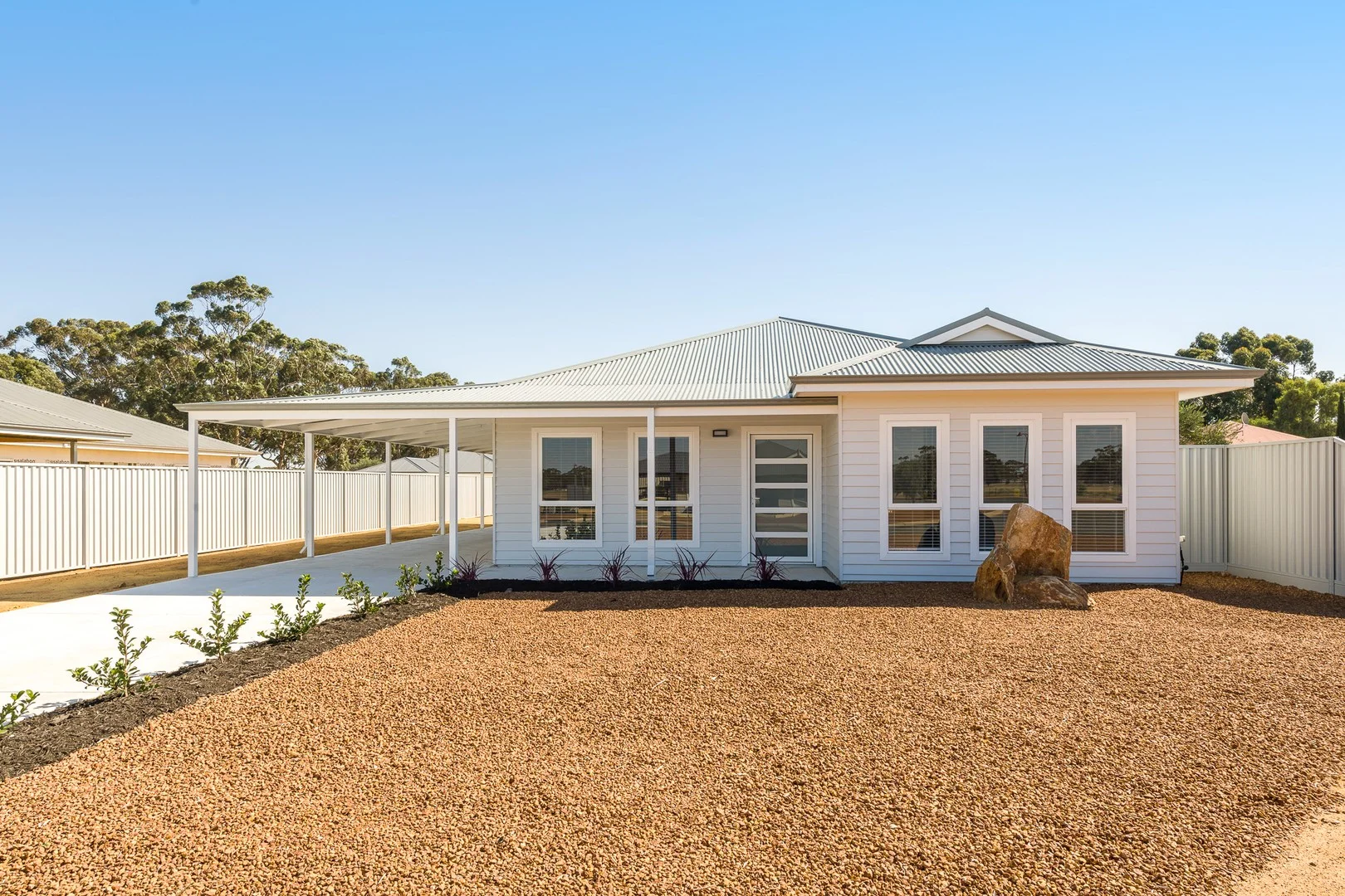 2 Haydon Close, Corrigin WA 6375
