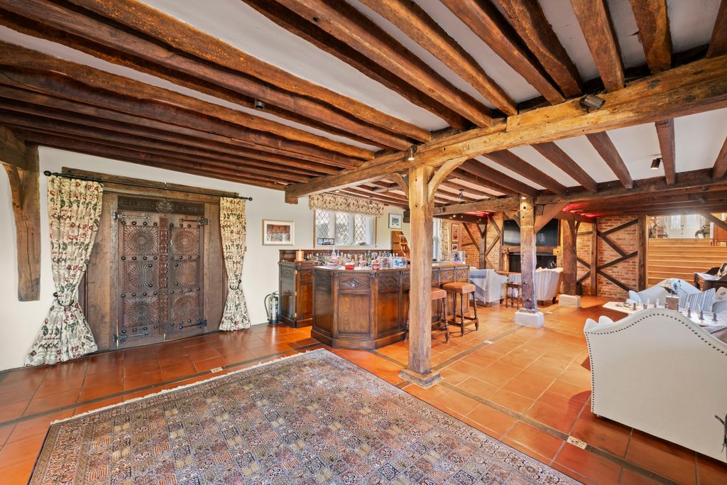 Additional image 6 of 12 bed property for saleGreat Martins, Shurlock Row, Shurlock, Reading RG10