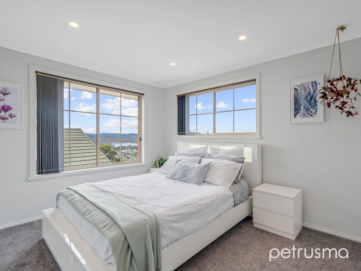 Additional image 13 of 1/40 Rosehill Crescent, Lenah Valley TAS 7008