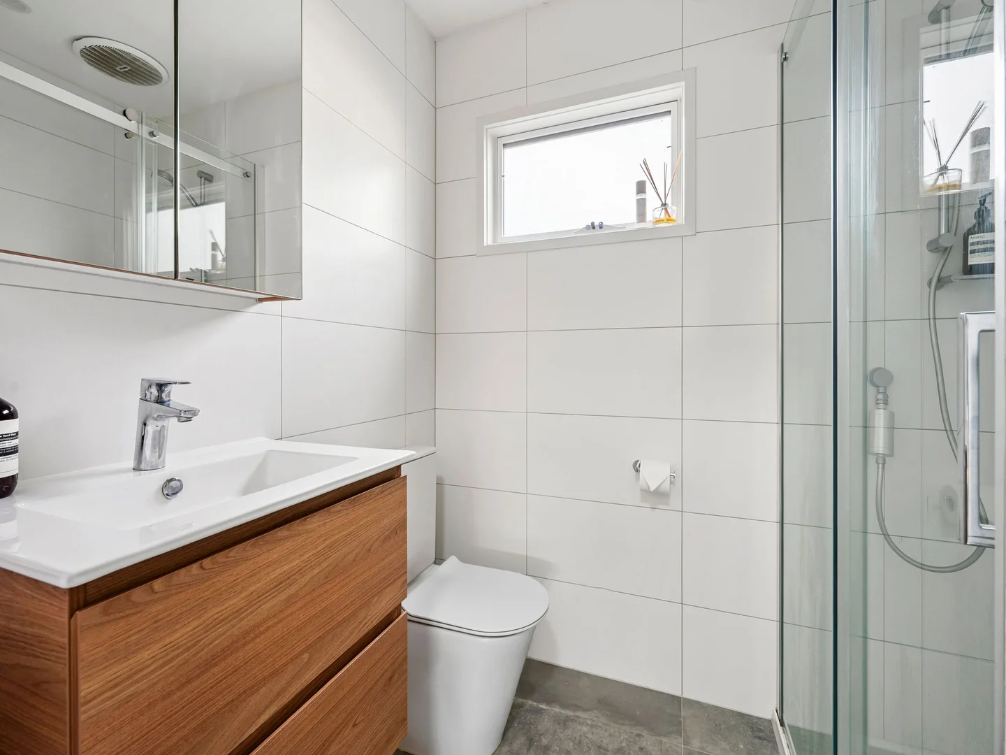 Additional image 19 of 32 - 34 Shannon Avenue, Geelong West VIC 3218
