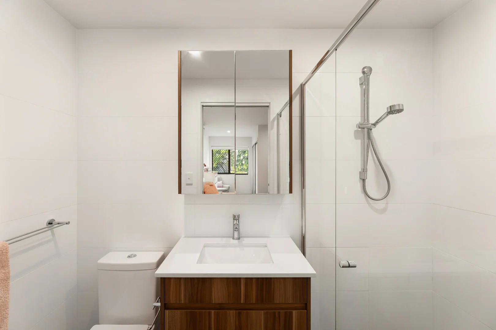 Additional image 6 of 8/28 Wattle Avenue, Carina QLD 4152