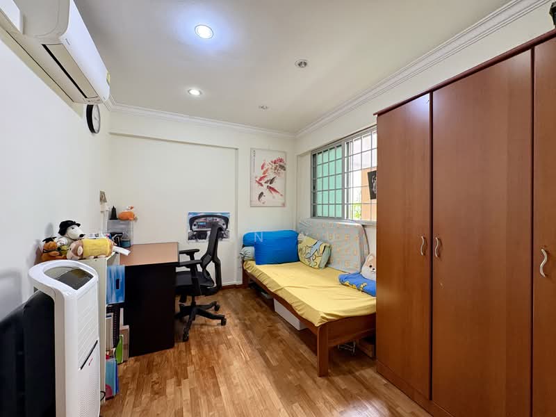 231 Hougang Street 21 photo 3