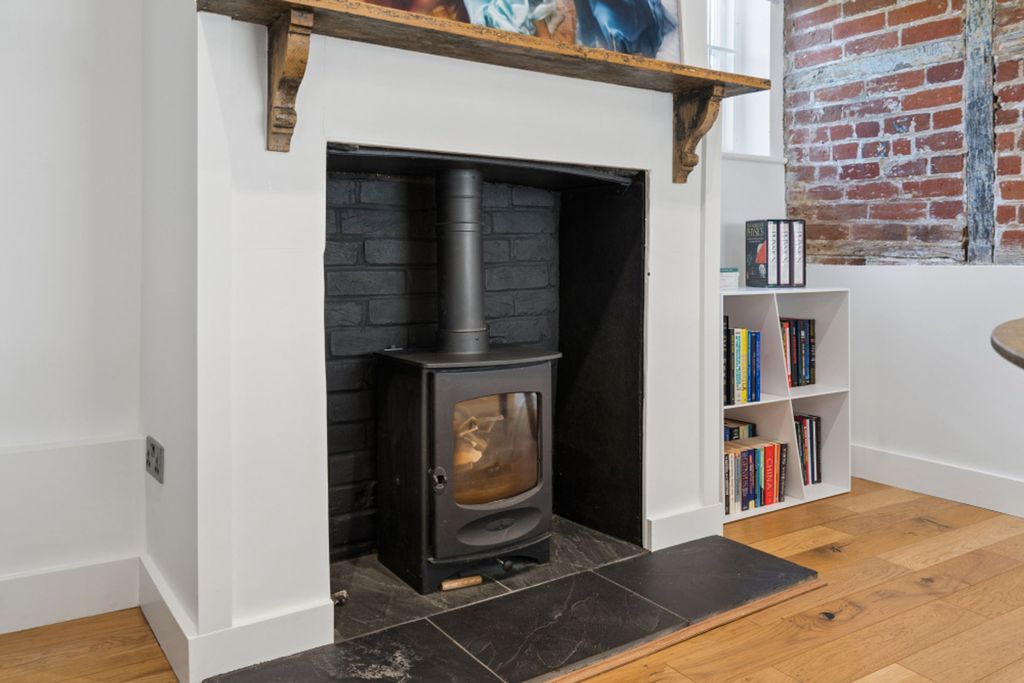 Additional image 7 of 2 bed end terrace house for saleWycombe End, Beaconsfield HP9