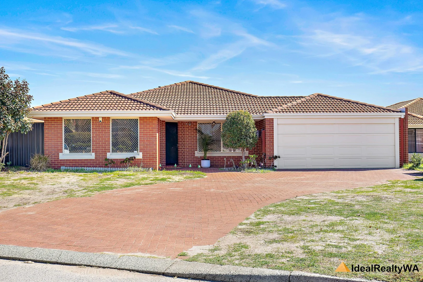 1 satinwood court, Thornlie WA 6108