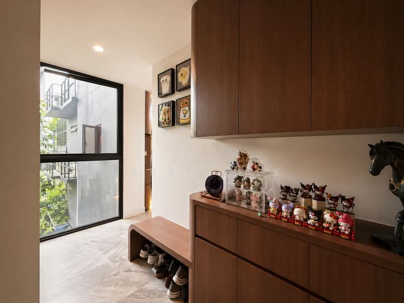 67 Canberra Drive photo 2