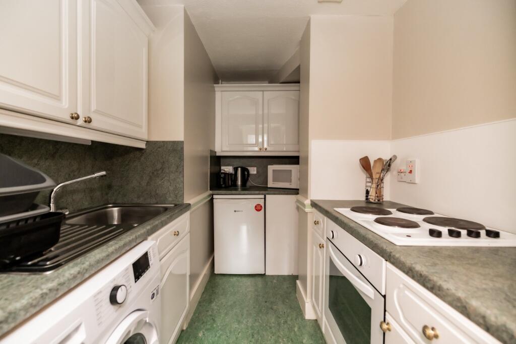 Whitehall Place, Aberdeen, Aberdeenshire, AB25 photo 4