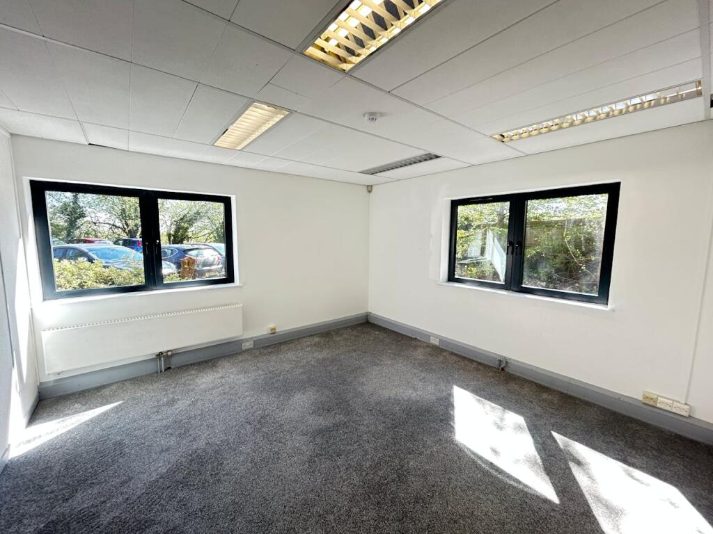 Additional image 9 of Unit 4, Hockley Court, 2401 Stratford Road, Hockley Heath, B94 6NW