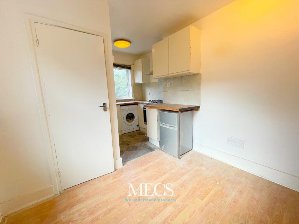 Additional image 3 of 70 Warwick Road, Solihull, B92 7JJ