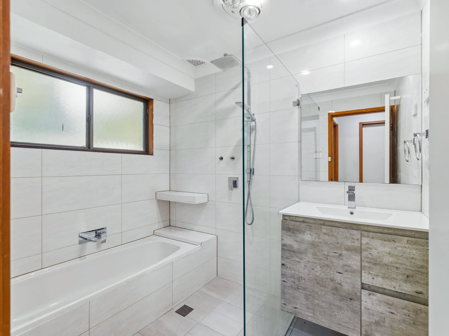 Additional image 7 of 33 Rutherglen Drive, St Andrews NSW 2566