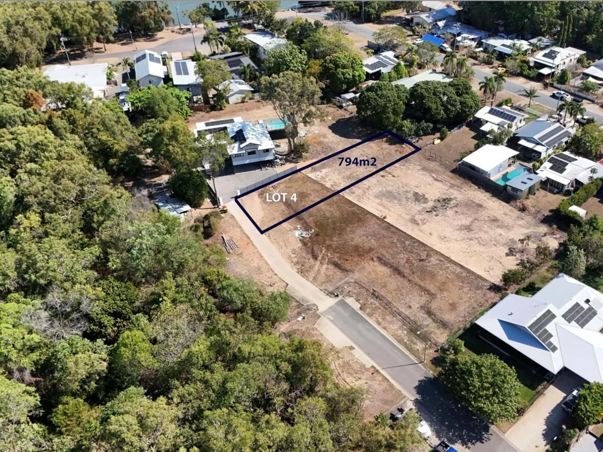 Additional image 2 of 18D Devlex Court, Machans Beach QLD 4878