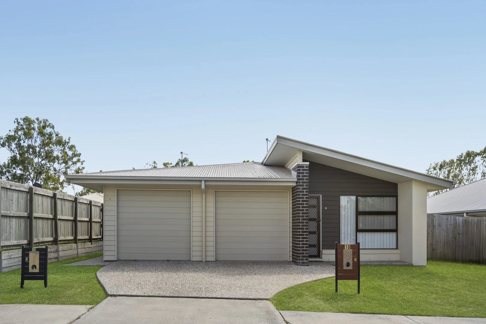 10 Langley Close, Redbank Plains QLD 4301