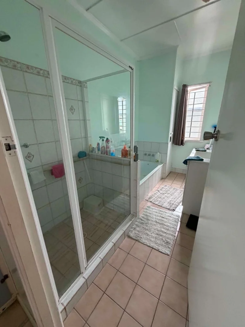 Additional image 9 of 8 Church Street, Silkstone QLD 4304