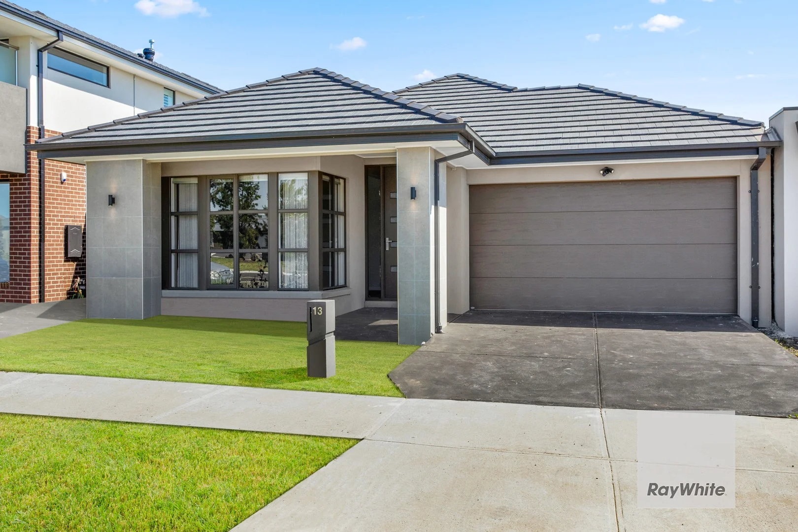13 Soho Circuit, Burnside VIC 3023