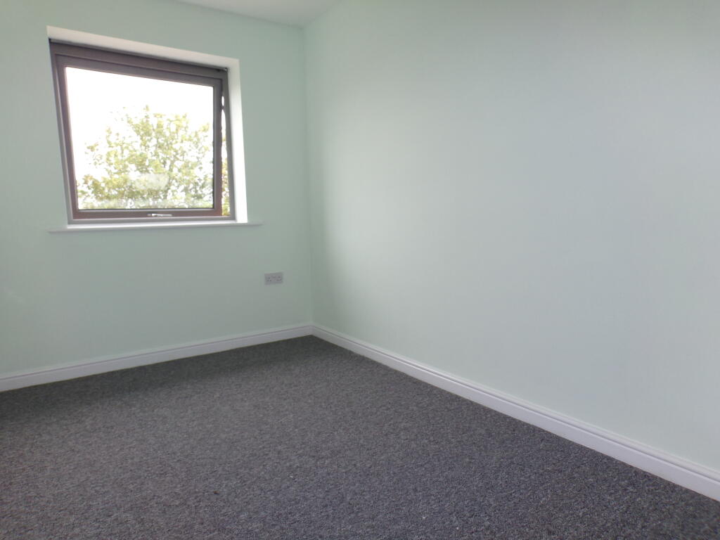 Keepers Gate, Chelmsley Wood, B37 photo 4