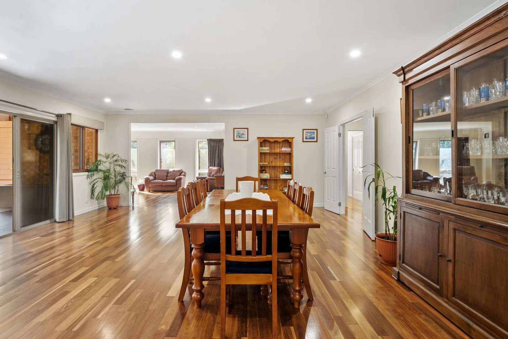 Additional image 10 of 37 Cedarwood Crescent, Berwick VIC 3806