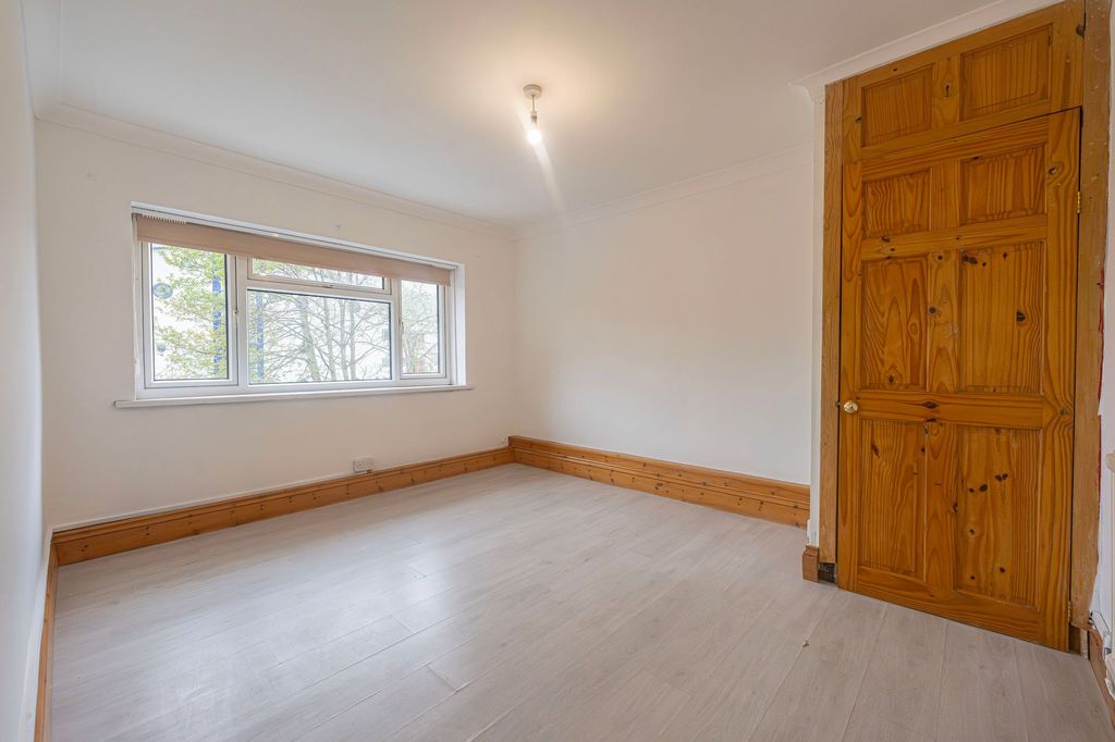 Additional image 17 of 2 bed flat for saleWaunfawr Gardens, Cross Keys NP11