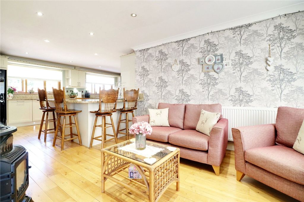Additional image 21 of 6 bed detached house for saleGodnow Bridge, Crowle DN17
