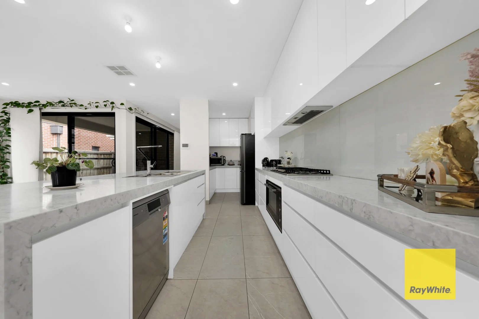 77 Alexo Road, Mickleham VIC 3064 photo 5