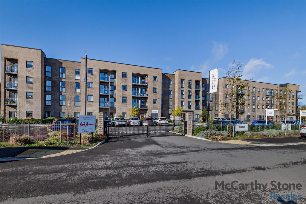2 bed flat for saleGilbert Place, Lowry Way, Swindon, Wiltshire SN3 photo 4