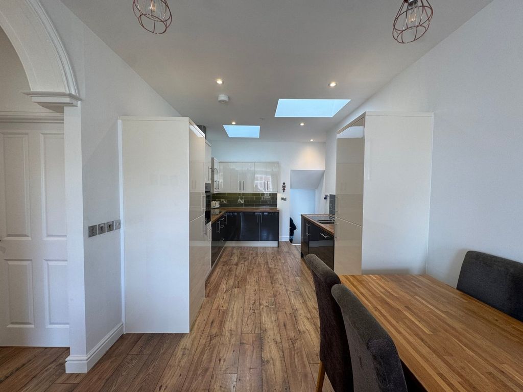 Additional image 14 of 2 bed flat for saleNorth Road, Aberaeron SA46