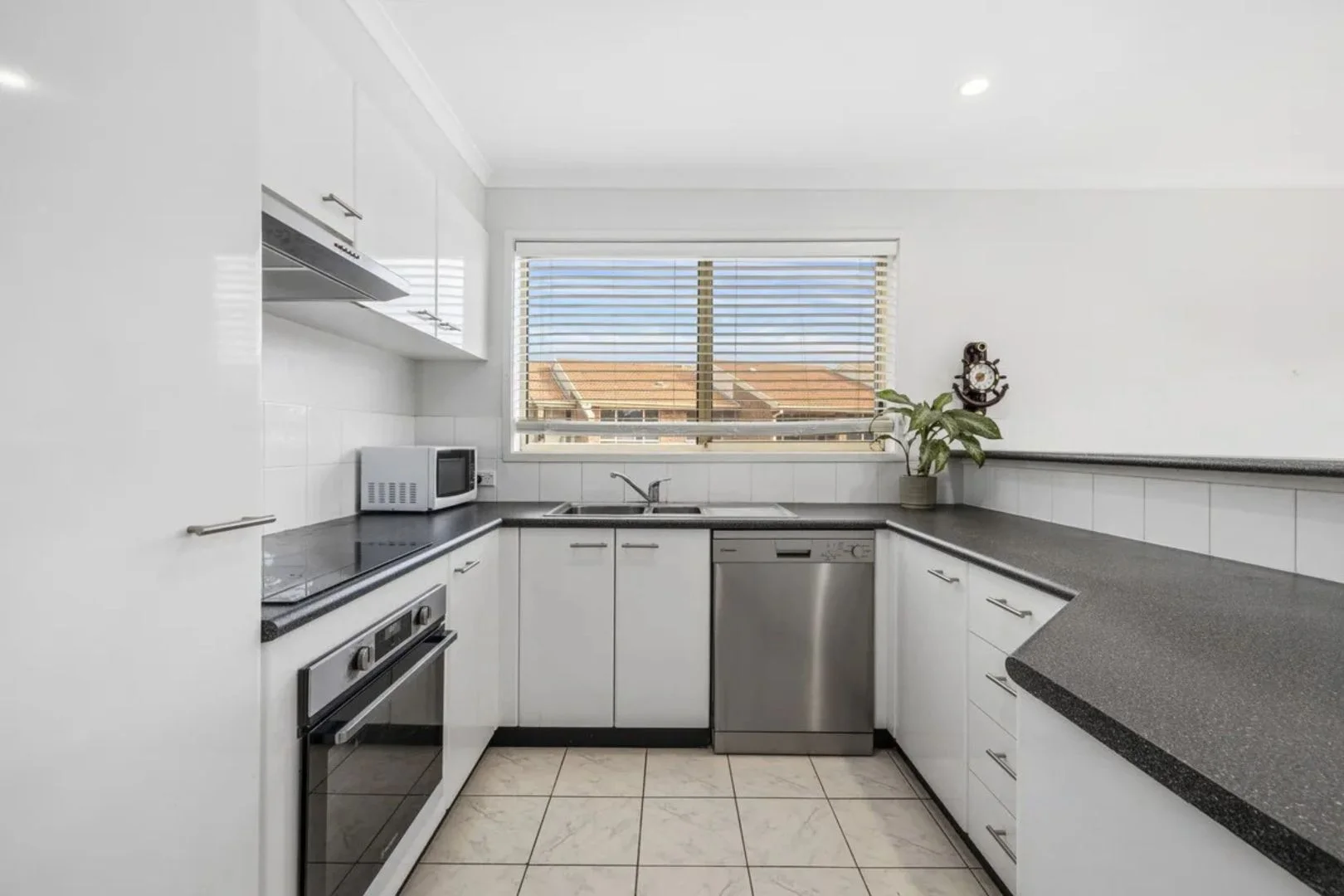 Additional image 2 of 46/44 Jerrabomberra Avenue, Narrabundah ACT 2604