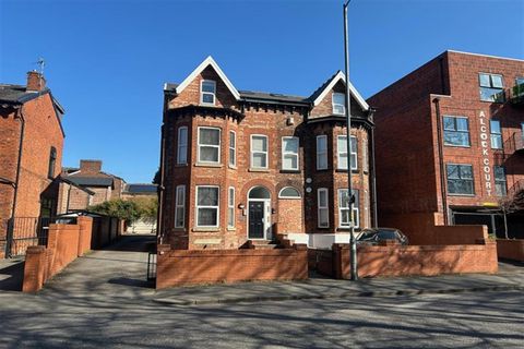 Mauldeth Road, Manchester M14