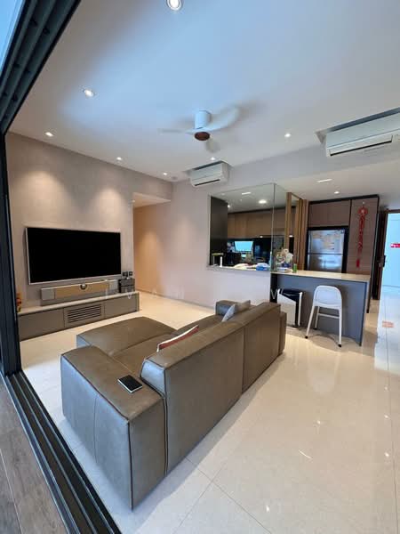 8 Hillview Rise photo 3