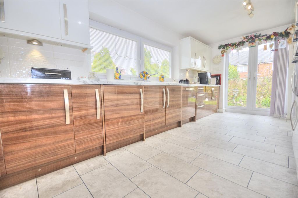 Additional image 5 of 3 bed detached bungalow for saleHolgate Park, Liverpool L23