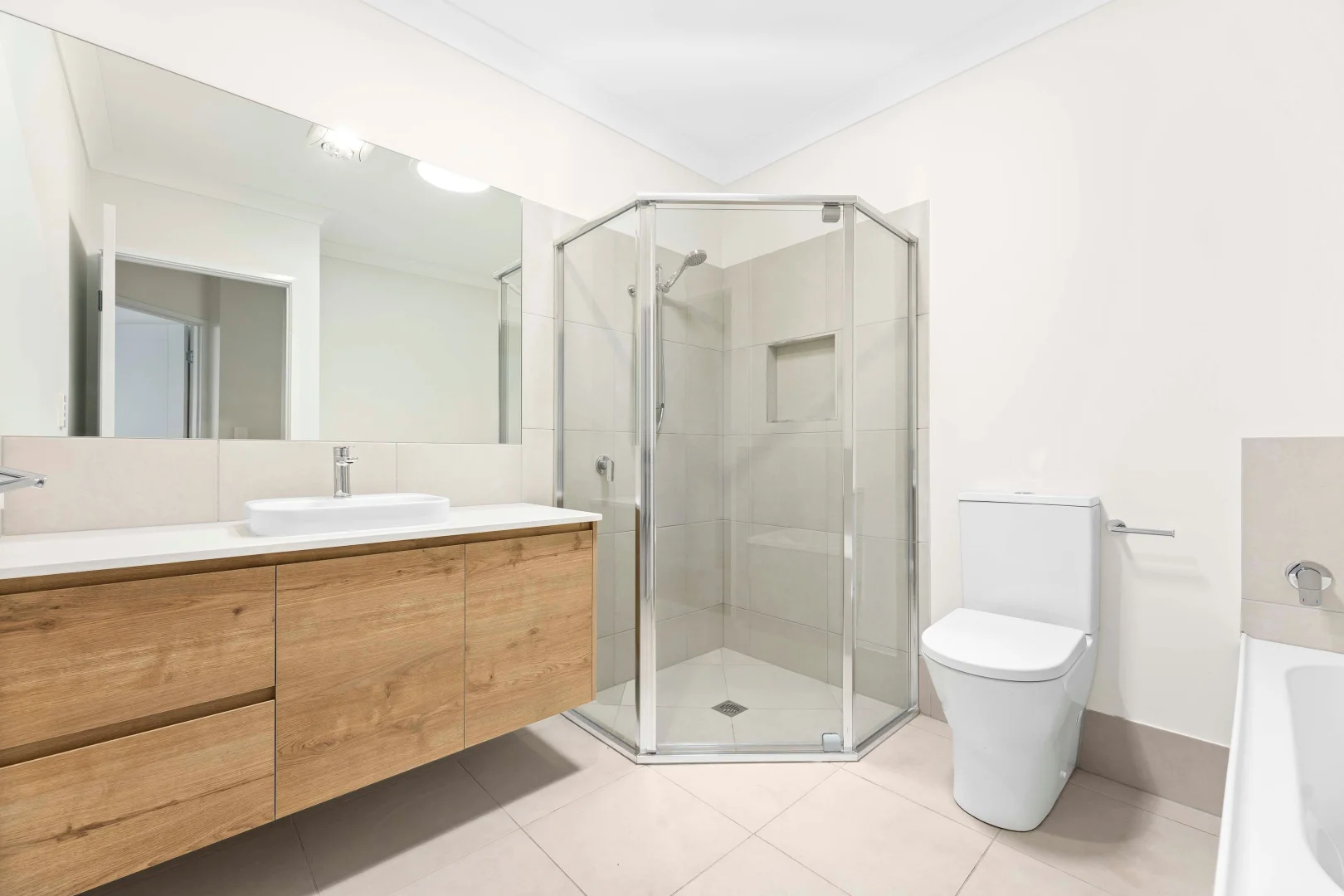 Additional image 8 of 2/27 Ocean Street, Rangeville QLD 4350