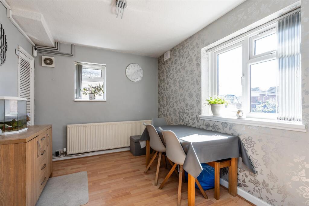 Additional image 4 of Silverton Crescent, Birmingham