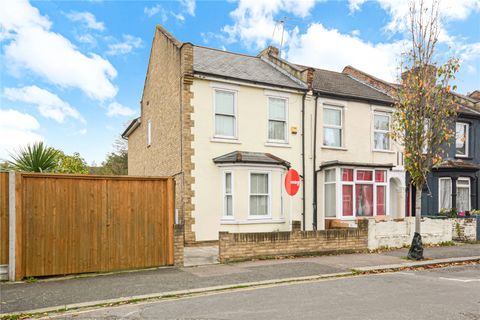 Roberts Road, Walthamstow, London E17