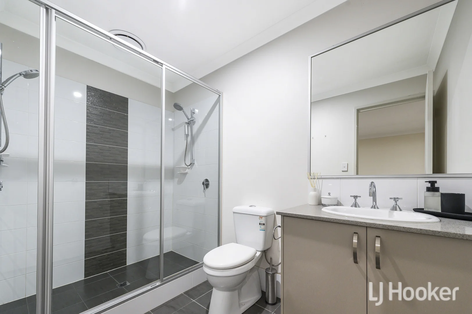 Additional image 14 of 87 Narran Street, Hilbert WA 6112