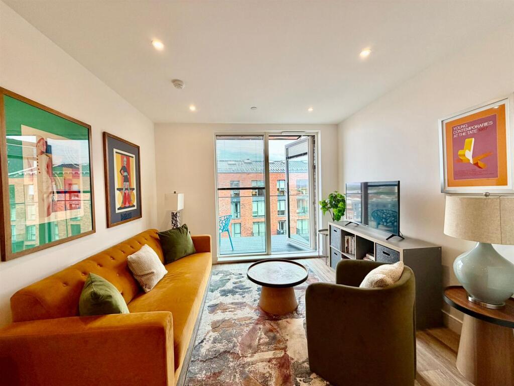 Additional image 6 of LUXURY SHOW HOME- Snow Hill Wharf, Birmingham, B4