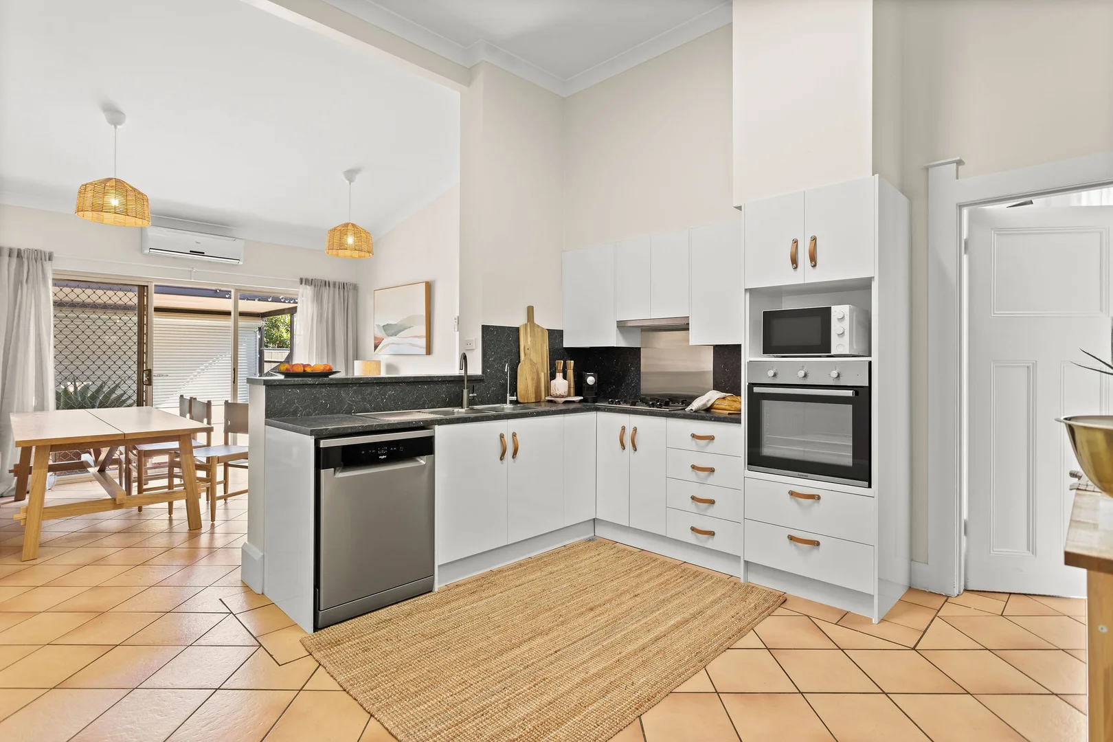 Additional image 8 of 38 Main St, Henley Beach SA 5022